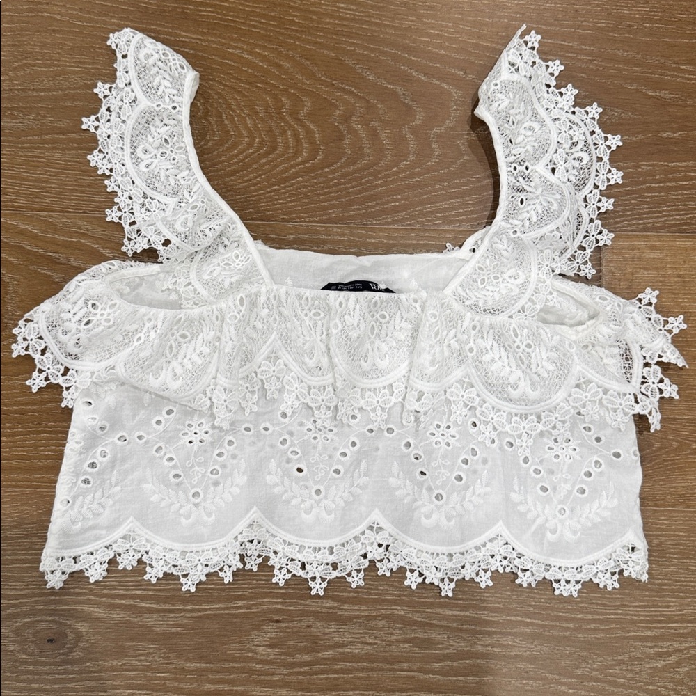 Zara White Eyelet Lace Crop Top Flutter Straps Scalloped Hem Boho Size L - Picture 5 of 6